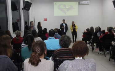 Representantes do Programa Afasc Ritmo e Saúde conhecem projeto de emagrecimento saudável