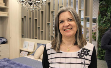 Do conserto de rádios à loja de móveis