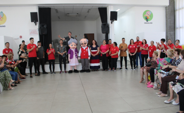 Baile da Terceira Idade encerra atividades do Centro de Convivência do Idoso