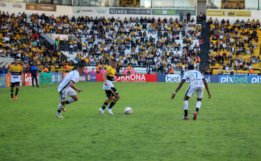 Criciúma 3 x 0 Tubarão: Confira os detalhes do jogo
