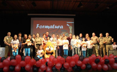 Proerd forma alunos em Nova Veneza