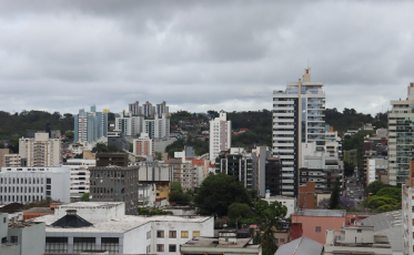 [Áudio] Criciúma e região voltam a ter chuva fraca nesta quinta