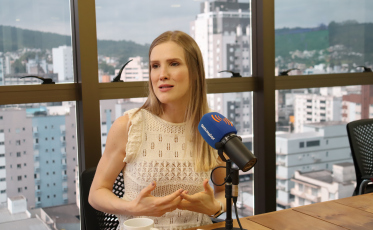 No Ninguém Morre de Tédio, Giovana Pedroso defende a importância da oratória