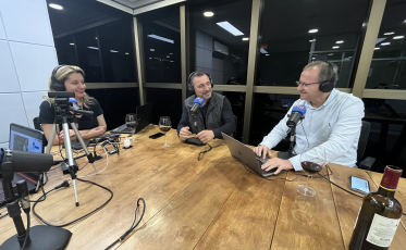 Ex-governador de SC, Carlos Moisés participa do Parlatório desta segunda-feira (VÍDEO)