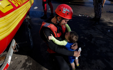 Número de desalojados dobra no RS em 24 horas