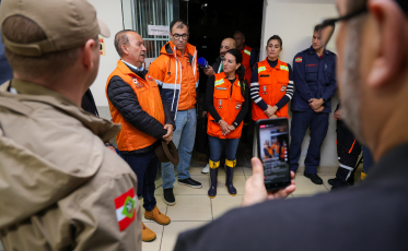 Governador garante apoio a municípios afetados pela chuva no Sul de SC