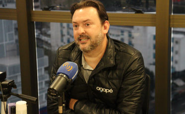 No Nomes & Marcas, Glauber Recco e a história da Agapé Cosméticos