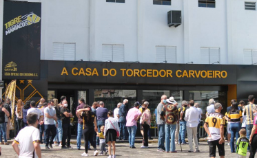 Criciúma inaugura nova sala de troféus