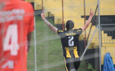 Sub-20 vence o Camboriú e segue líder 