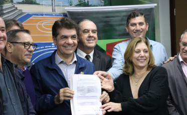 Câmara de Criciúma: assinada autorização de licitação para construção da nova sede