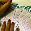 Concurso 2960 da Mega-Sena: veja os números sorteados nesta quinta-feira (15)