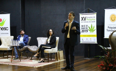 Simpósio debate pesquisas em torno dos canabinoides e seus princípios terapêuticos