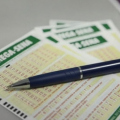 Concurso 2974 da Mega-Sena: veja os números sorteados nesta quinta-feira (19)