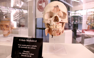 Museu da Odontologia de SC realiza exposição na Unesc