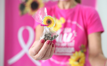 Rede Feminina de Criciúma reforça a luta contra câncer o ano todo