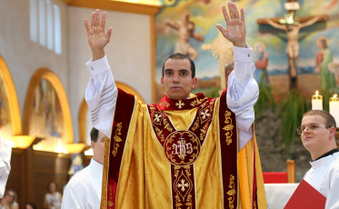 Diácono Rafael é ordenado padre no Santuário de Caravaggio