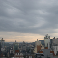 Após manhã com chuva fraca, sol aparece e temperatura chega até os 28°C em Criciúma