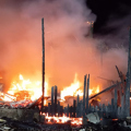 Casa é destruída por incêndio em Sombrio