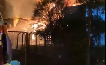 Incêndio em Criciúma é na JSD Química (VÍDEO)