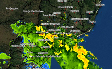 Chuva forte segue. Deslizamento no Maria Céu