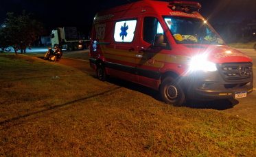 Colisão frontal entre motos deixa dois feridos na SC-447, em Criciúma