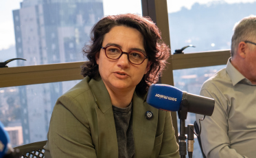 Candidata a deputada federal promete atuar por solução na BR-101 e contra o feminicídio