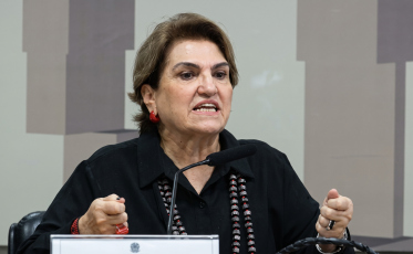 Ministra das Mulheres cobra ação contra feminicídio e adesão de estados a pacto nacional