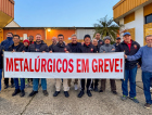 Greve dos metalúrgicos trava fábricas e aumenta tensão após meses de negociação em Criciúma