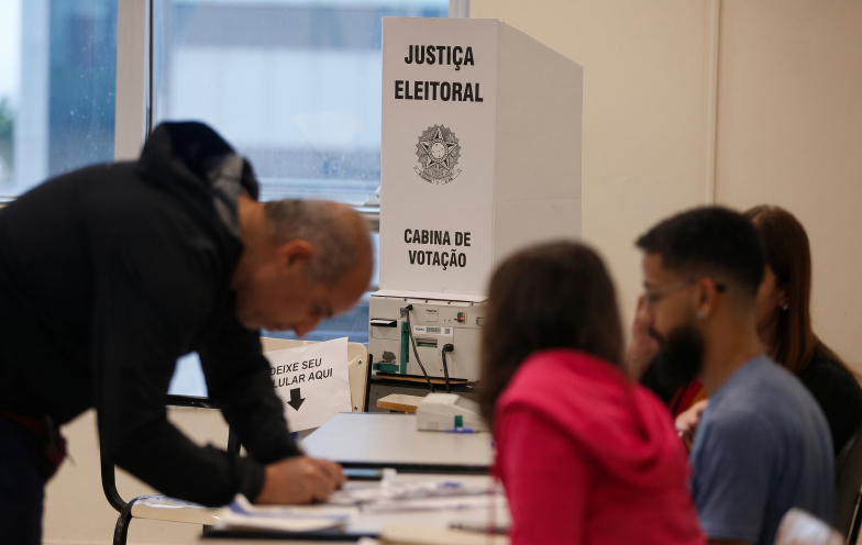 Santa Catarina não terá segundo turno, mas seis estados ainda têm disputa pelo governo