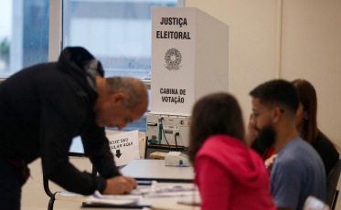 Santa Catarina não terá segundo turno, mas sete estados ainda têm disputa pelo governo