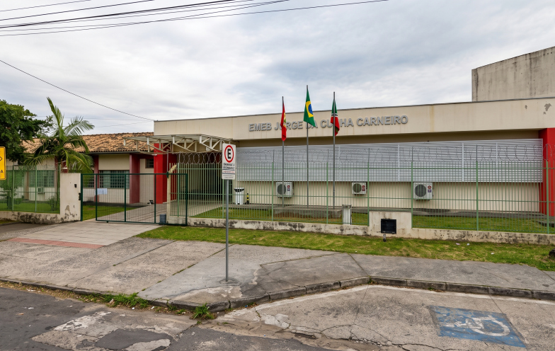 Falta de Habite-se atinge 49 escolas de Criciúma e também envolve UBS e UPAs