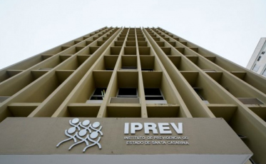 Iprev reverte decisão judicial e garante economia de R$ 3 mi
