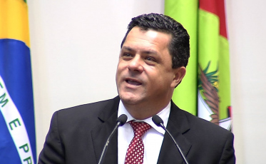 “Está todo mundo atônito com esta compra