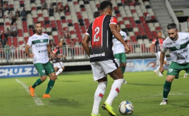 JEC vence a primeira e segue vivo na Série D