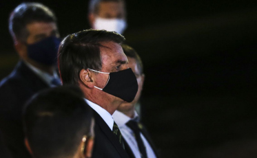 Bolsonaro anuncia que não vai atuar nas eleições municipais