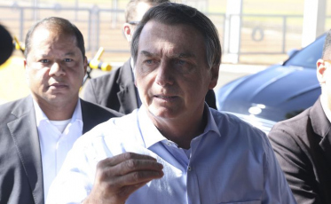 Bolsonaro afirma que não vai propor fim da multa de 40% do FGTS