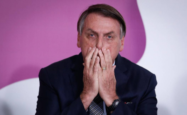 Médicos recomendam que Bolsonaro não saia do Palácio da Alvorada