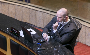 Equipamentos de proteção para agentes socioeducativos em discussão na Alesc