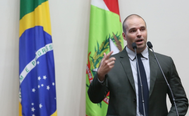 Frente Parlamentar contra a Corrupção começa nesta terça