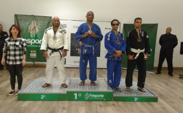 Içarense no pódio em estreia no jiu-jitsu paradesportivo