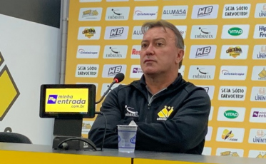 Maringá afirma que Criciúma não negocia com Cavalo