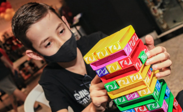 Nações Shopping promove evento para famílias se divertirem com jogos de tabuleiro