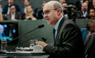 Aprovado projeto de fomento às farmácias