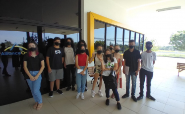 Programa Jovem Aprendiz seleciona adolescentes que terão acesso ao primeiro emprego