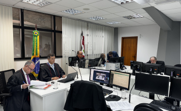 Permanência do prefeito Clésio Salvaro na prisão será julgada nesta quinta-feira no TJSC