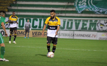 Após assistência em vitória, Kaike valoriza invencibilidade do Tigre