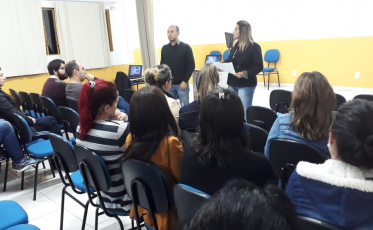 Educadores capacitados para o Laboratório Móvel de Informática