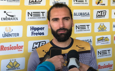 Léo Gamalho e a maturidade do Criciúma