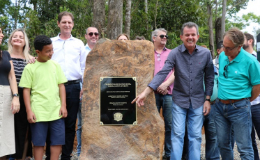Nova Veneza inaugura asfalto na Linha Da Boit