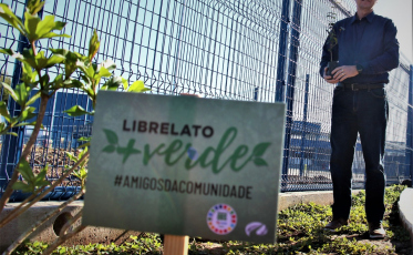 Librelato + Verde entrega 4,6 mil mudas